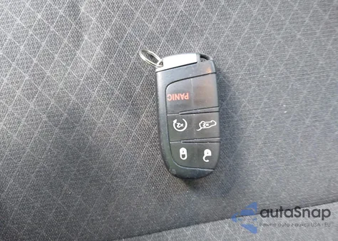 2021 Jeep Grand Cherokee Laredo E 4X4 from USA, damaged, VIN 1C4RJFAG6MC778861